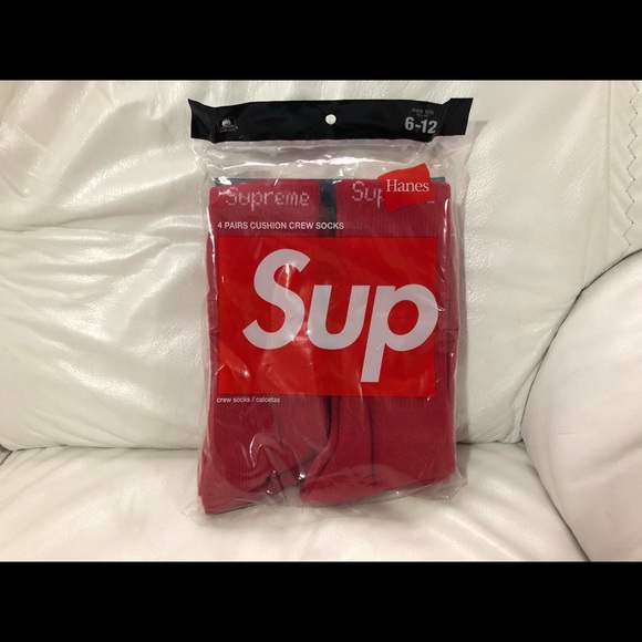 Supreme Other - Supreme Hanes Crew Socks Red (4-Pack) Sealed FW19